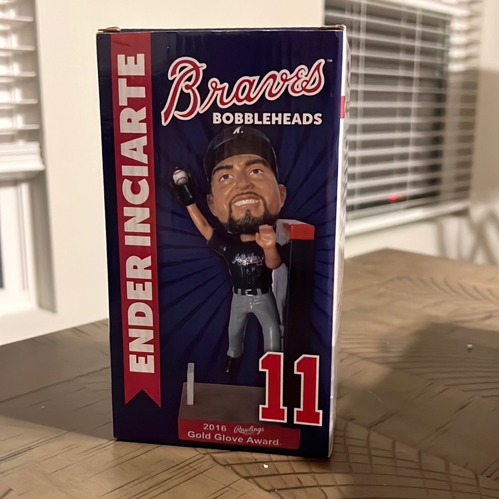 2017 Atlanta Braves Ender Inciarte 2016 Gold Glove Bobblehead